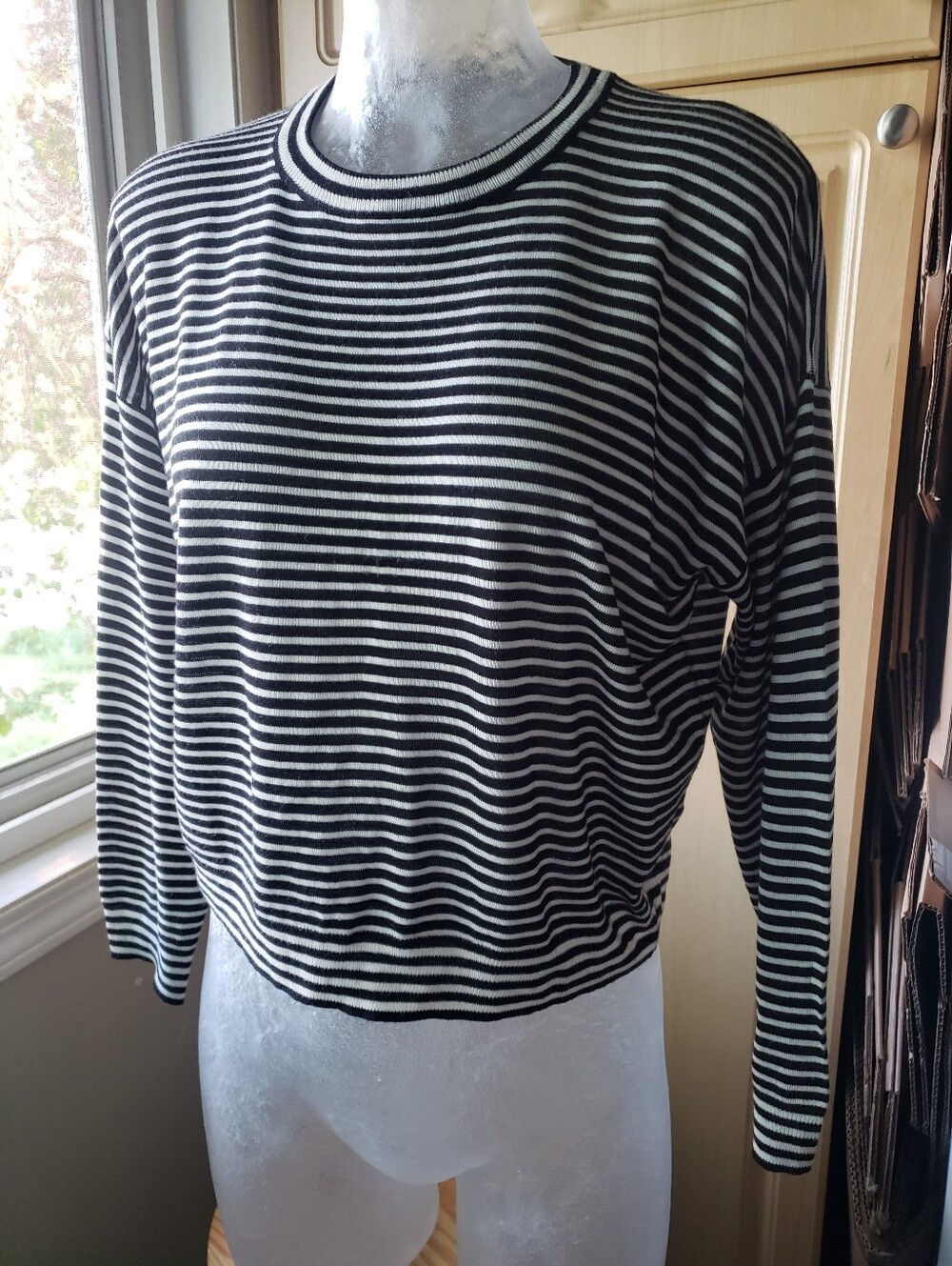 Striped Black and White Long Sleeve Pullover